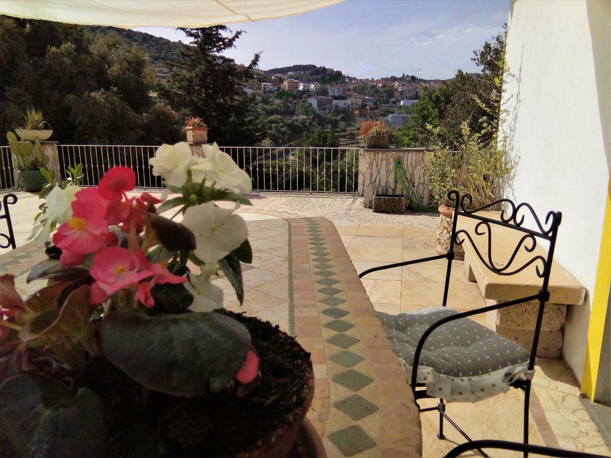 Casa D' Artista B&B Ozieri Εξωτερικό φωτογραφία